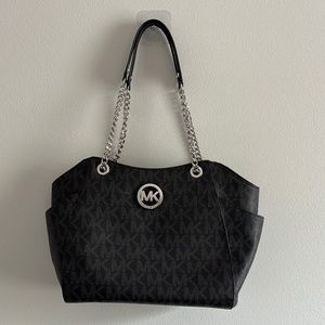 MK handbag + free cover